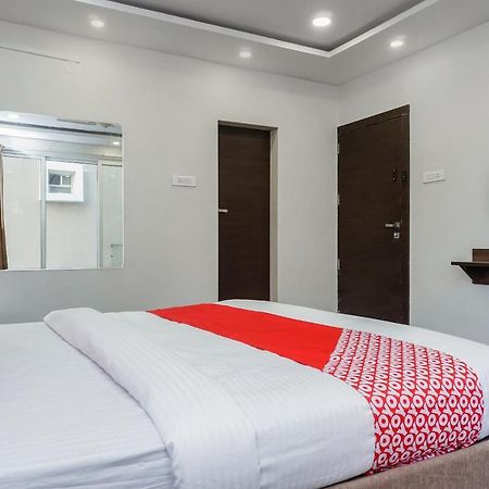Oyo 16832 Hotel I Suite 2 Mangvadi Exterior photo